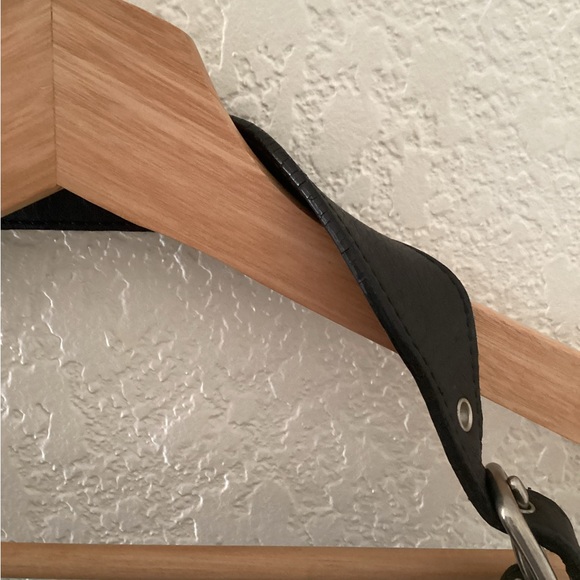 Vintage black leather Coach shoulder bag - Picture 6 of 9